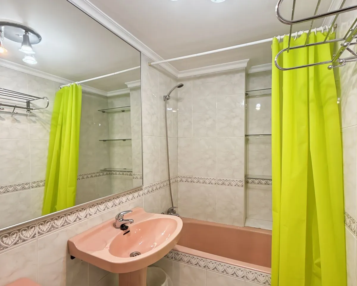 ca368c74-4ad2-49c9-9fe4-8528d6fe81db