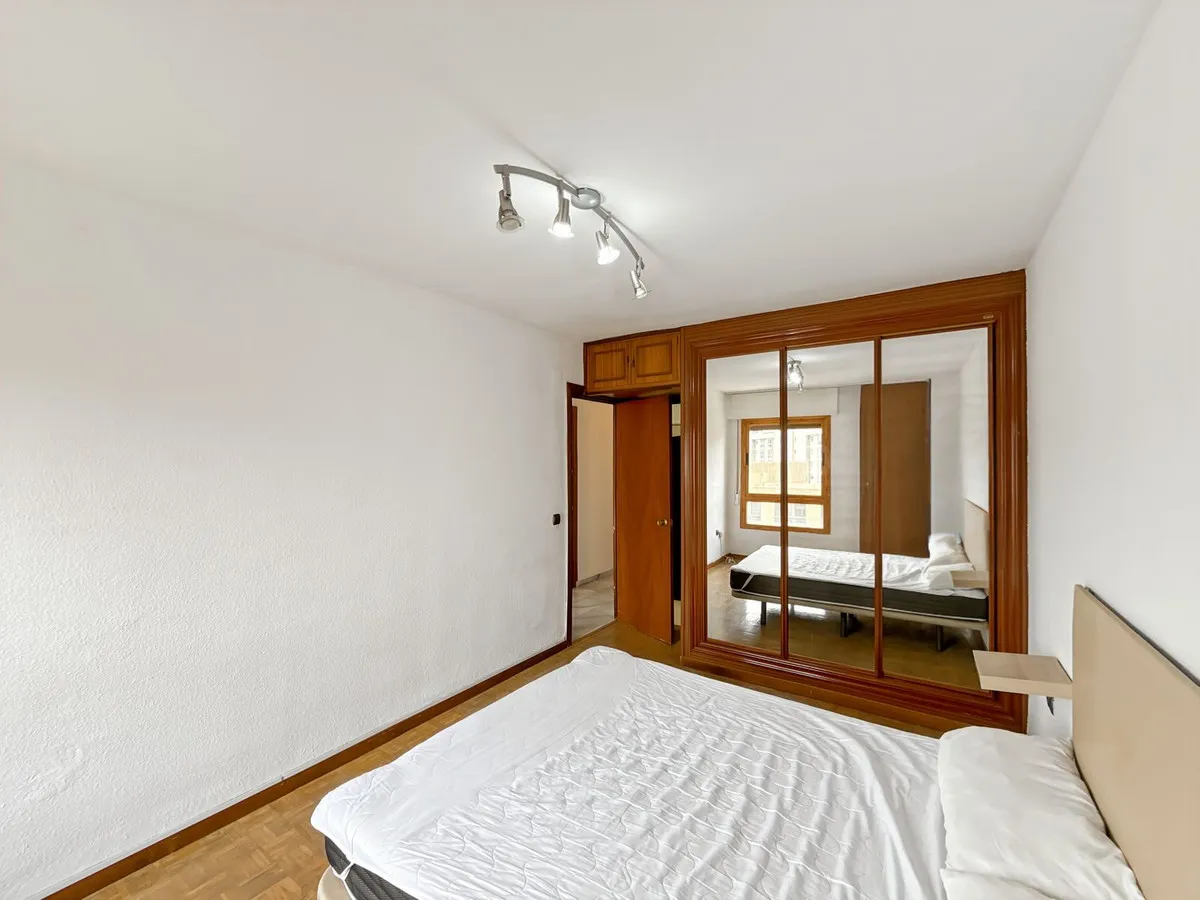 e98d1dc1-bd10-4520-97e3-904c1d4b82ab