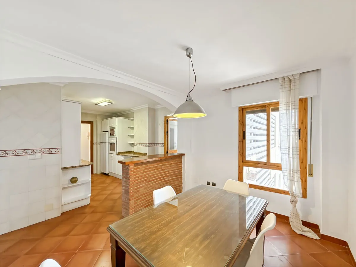 fdd95532-81ae-48ca-8351-d77133105ffd