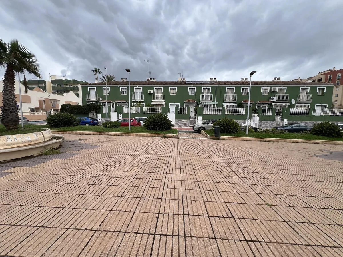 f9733747-86ca-48b1-ae2a-ba4375f30448