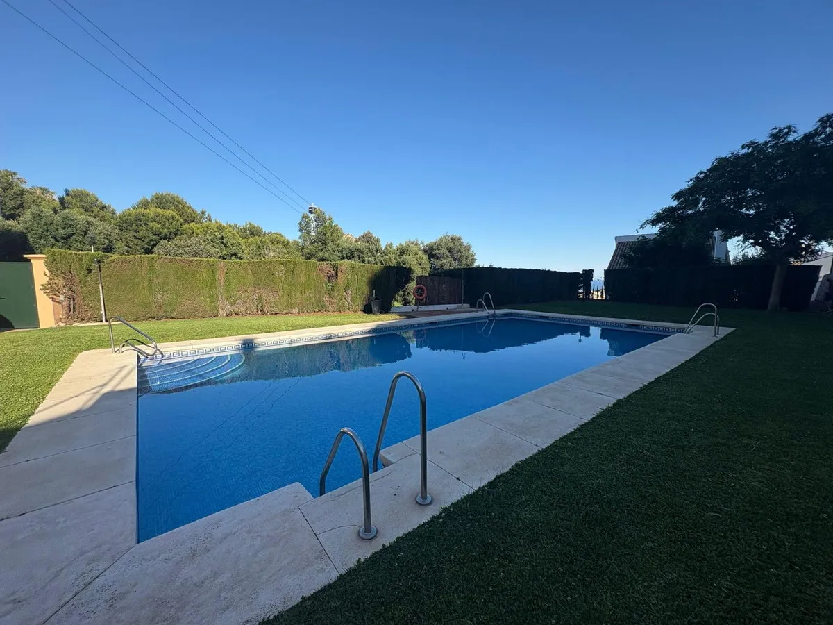 11617302-7144-4573-89bb-ca45266ccd32