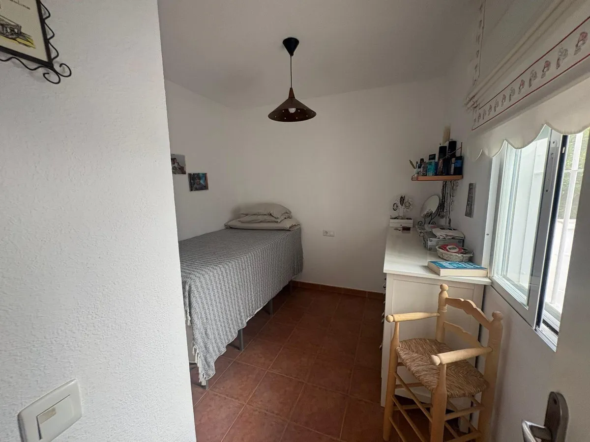 c3e05783-2dcb-48c8-a36c-fef154b918b5