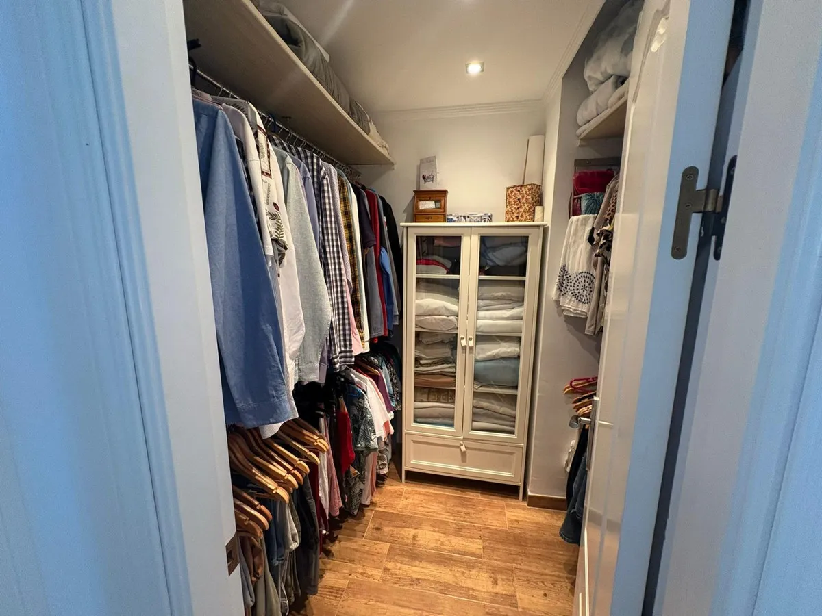 d595542c-057b-4902-9d52-230bba0838fc