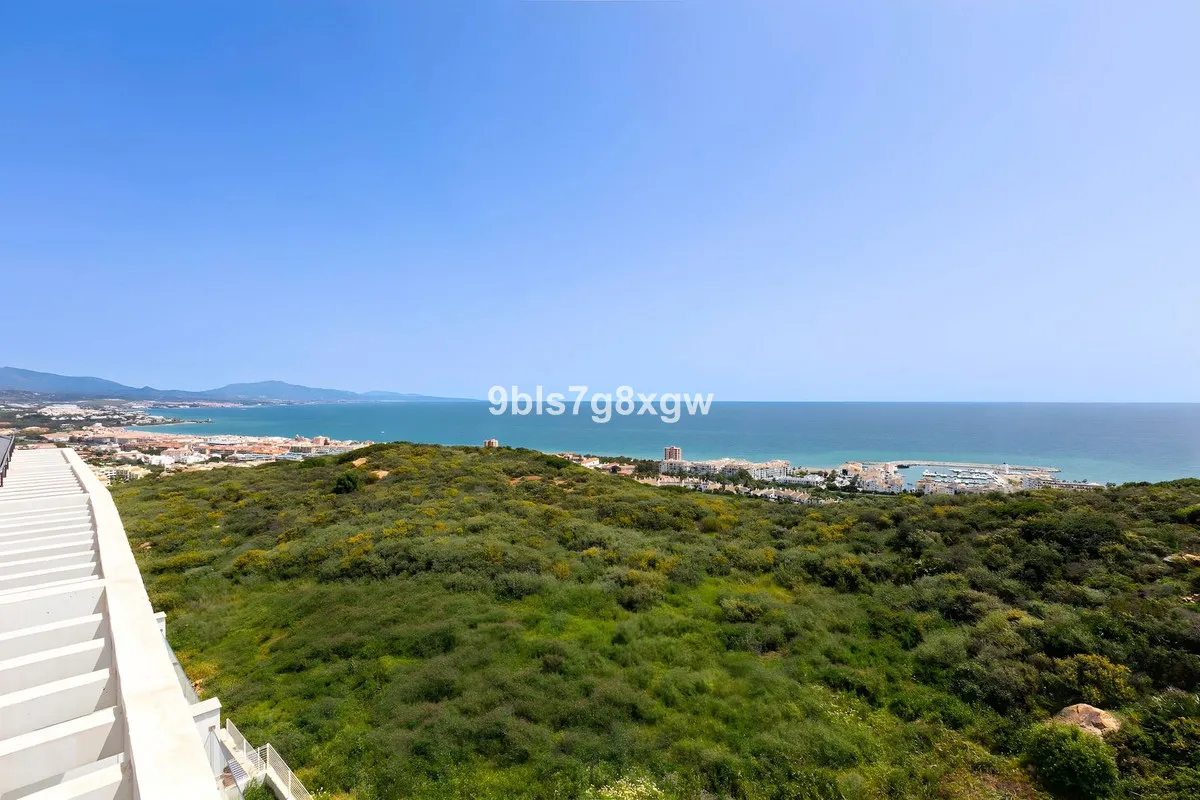 0666c6ed-9a80-4da0-abc0-38eb08a87851