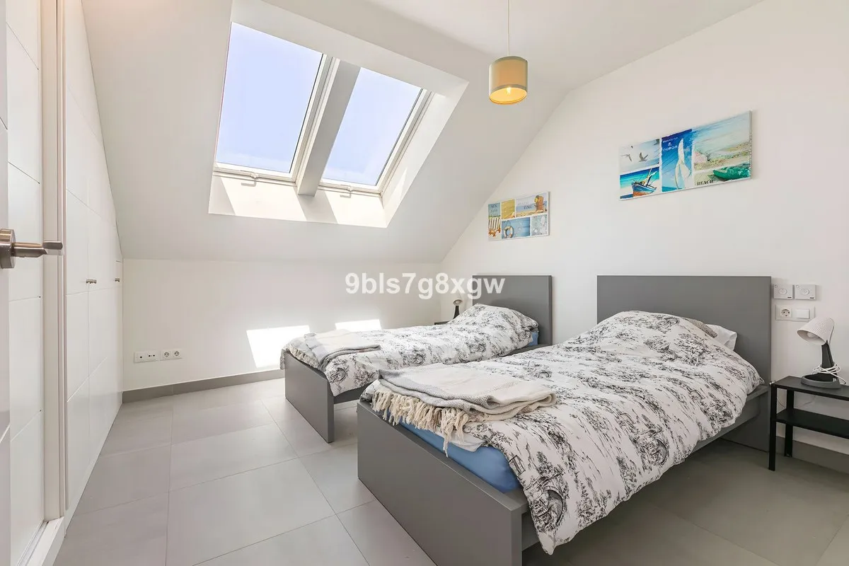 1c347538-1fc1-481b-808f-789f6416191d