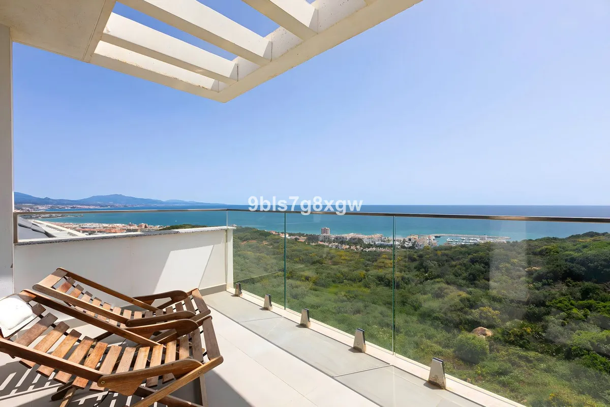 8b4449f2-b19d-427a-b245-415e3dd41502