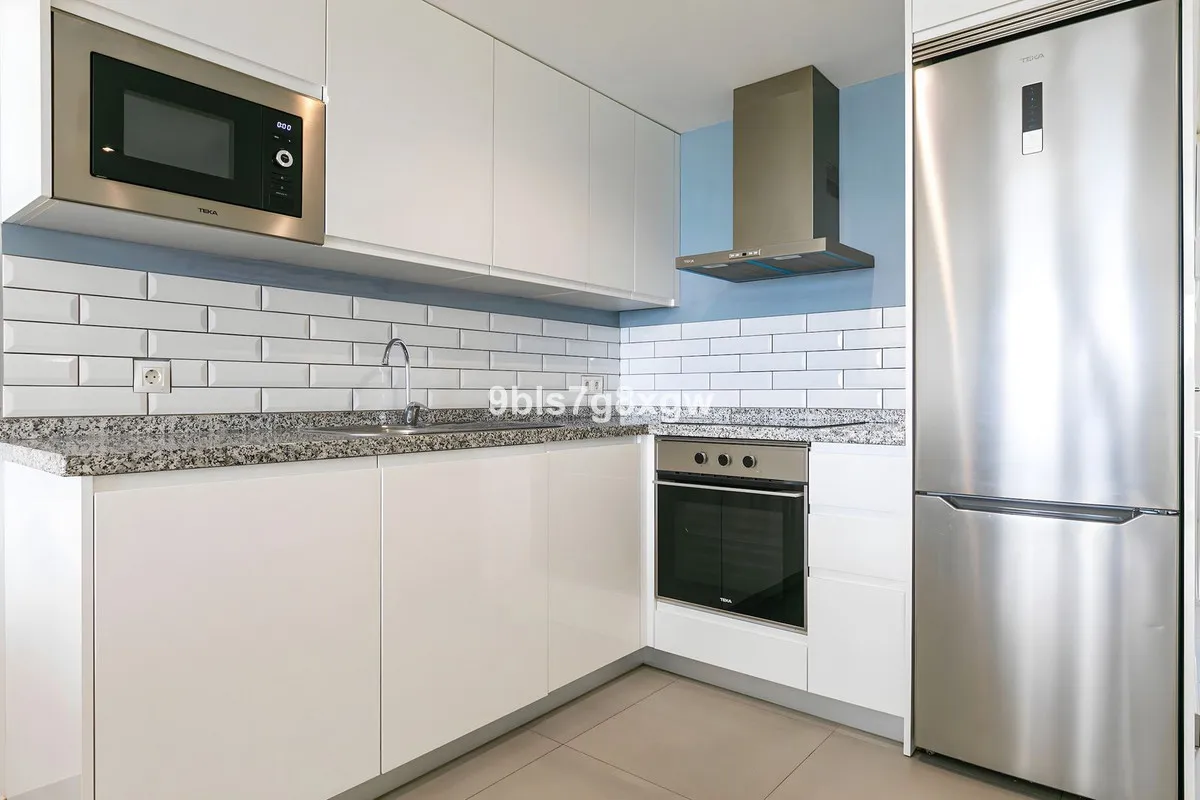 9480466f-a446-4e0f-bde8-1b92c456f1de