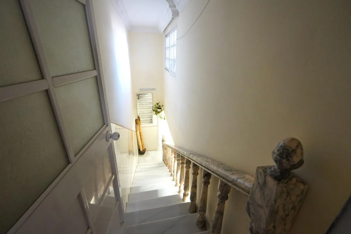 46569073-f352-44f0-8264-0fcec9b111b7