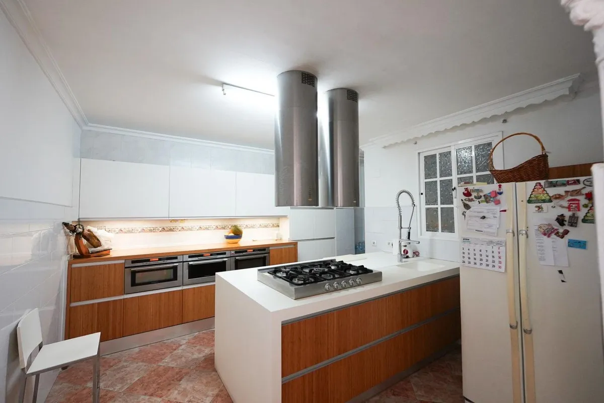 6d1cbd57-60e0-47b2-8c26-dd6e8325c3f1