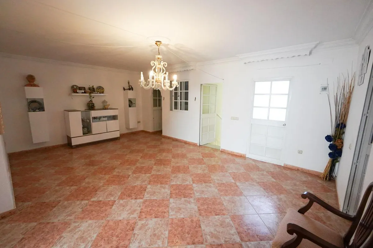 9e6e7e74-791f-4a09-b676-b913b9855b5b