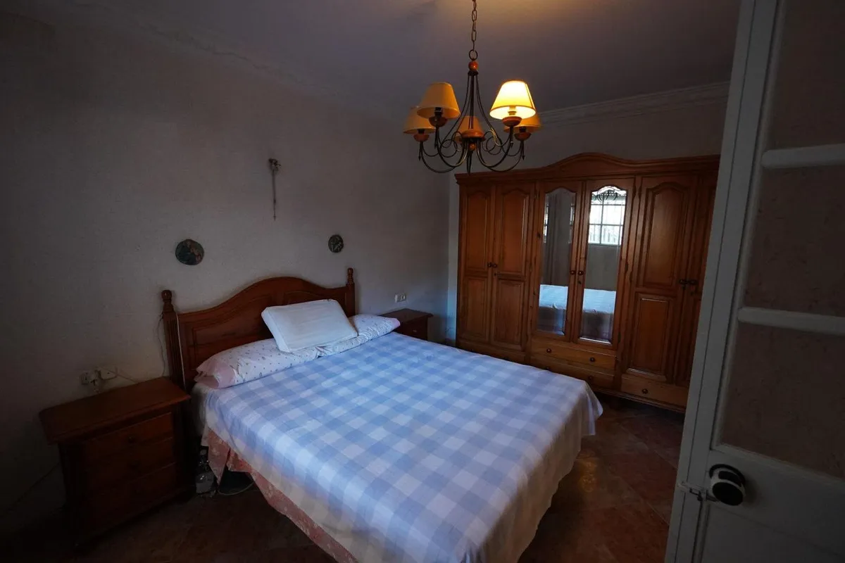 a3416a28-853d-42a0-972a-5bbbb9242830