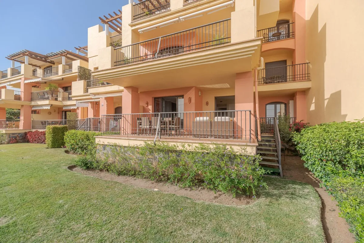 9561e673-1c67-4bb5-a70e-2e13d5d129cf