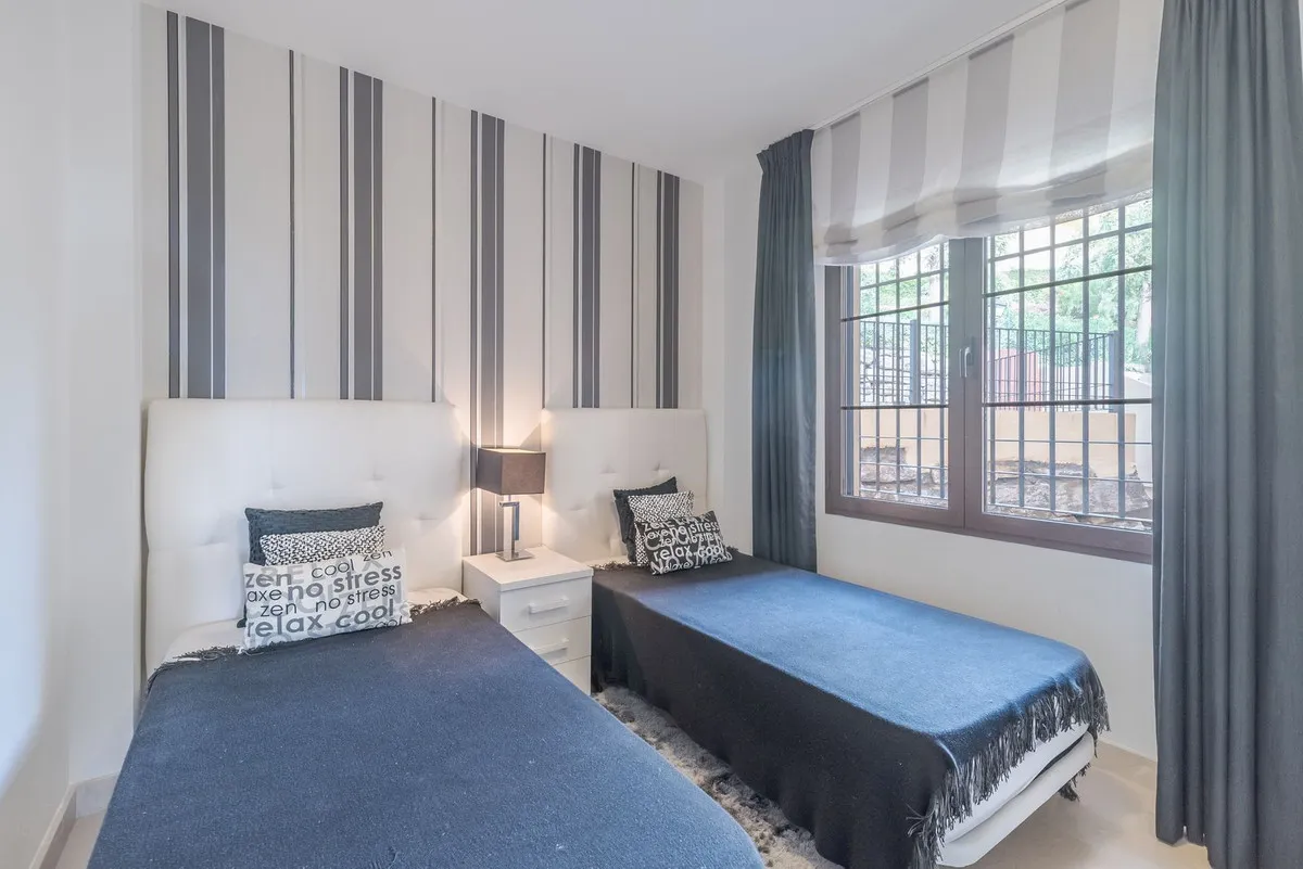 ad54fe4d-2040-4991-b0ad-670b158943d8