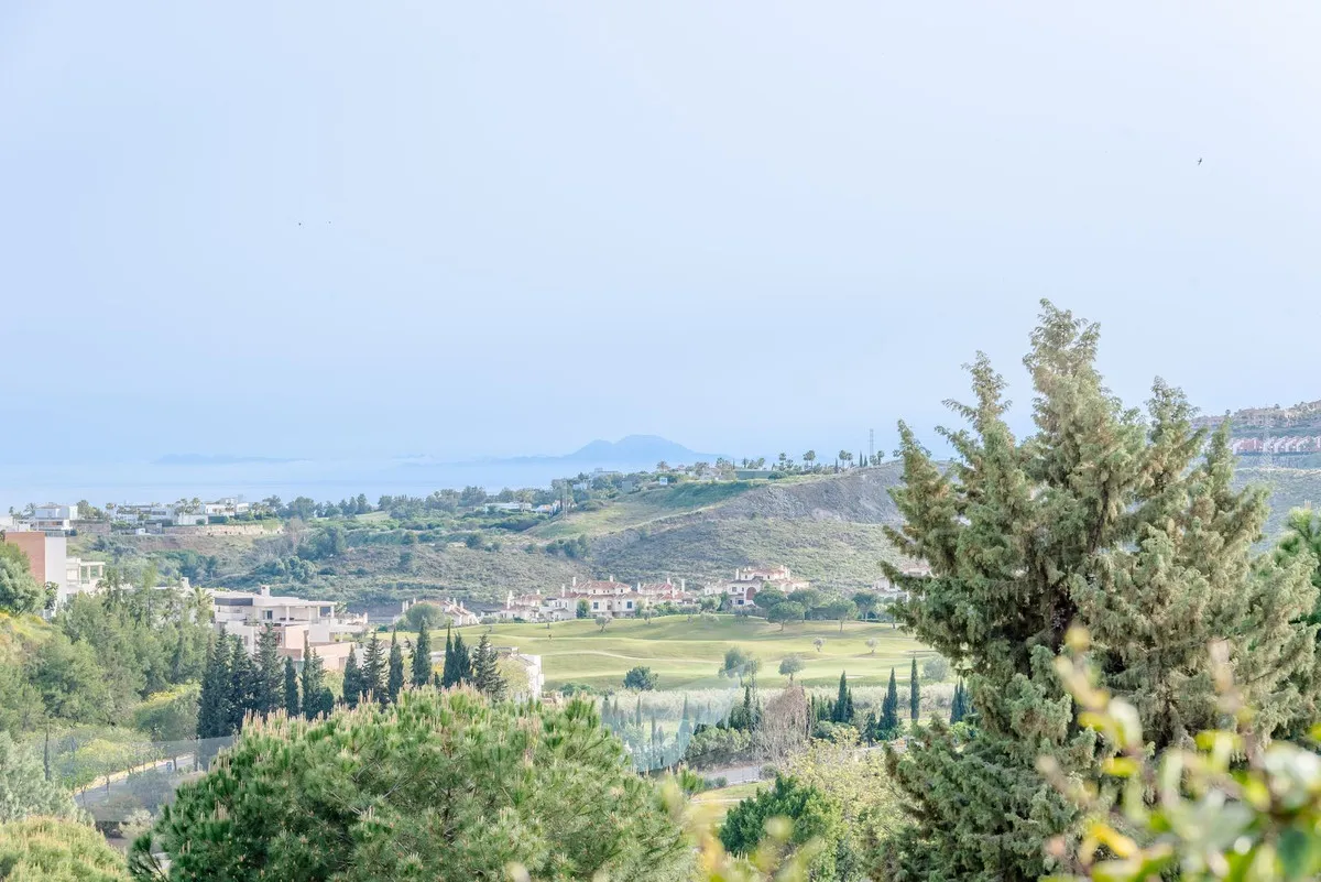 de3622de-6d9f-4940-b0f4-efcd048faeaf