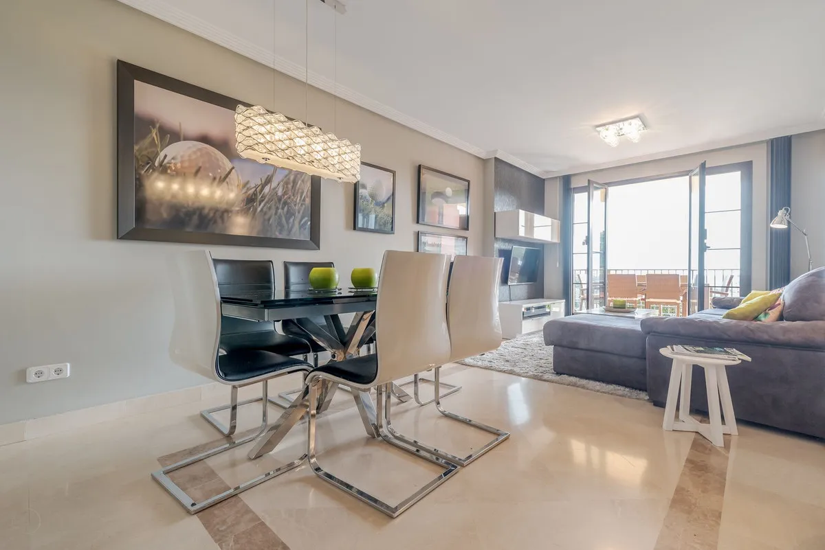 e0d6693b-a747-4ce2-b992-d2503589ae22