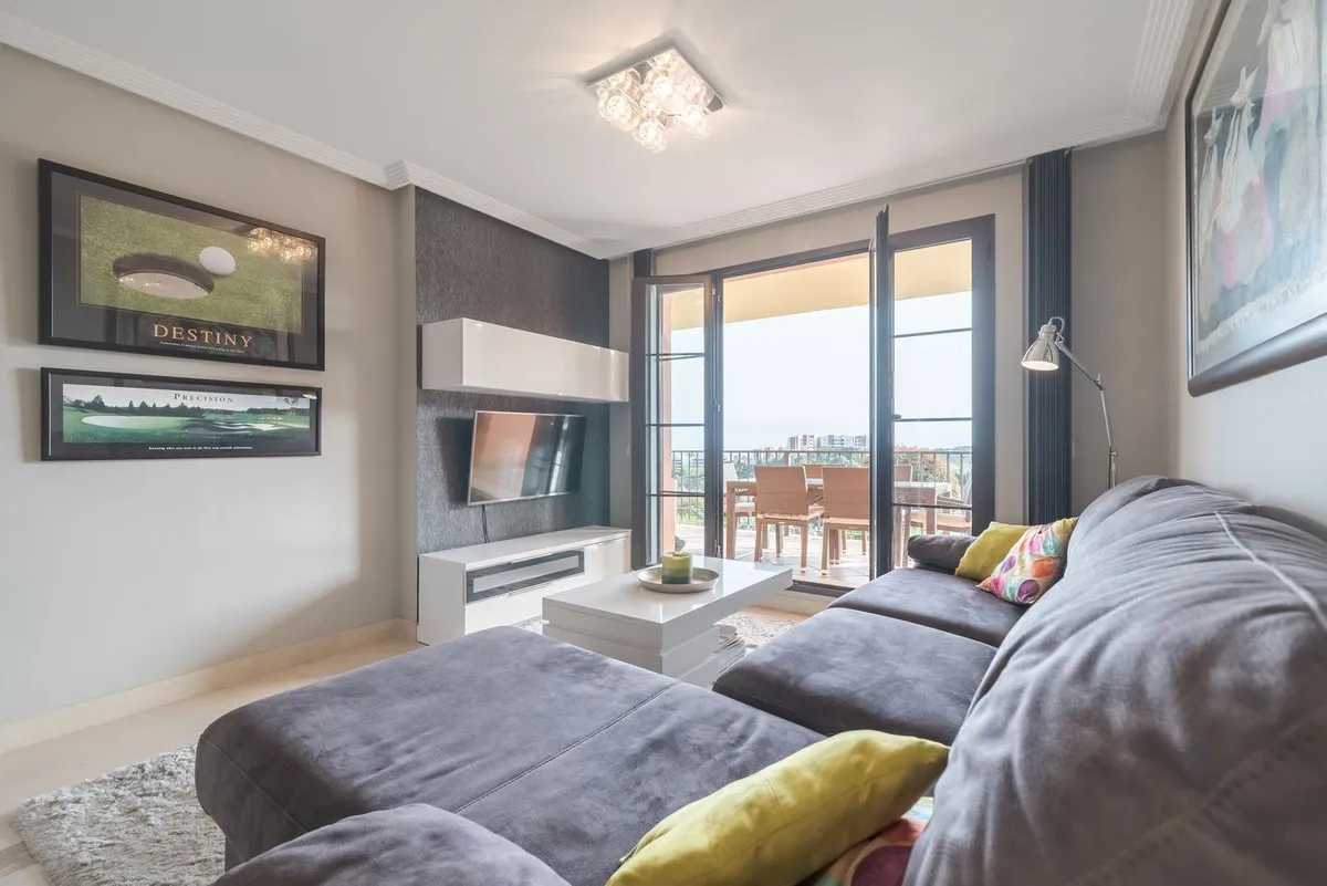 fbeb0515-7248-4017-b10a-88b599e7ae11