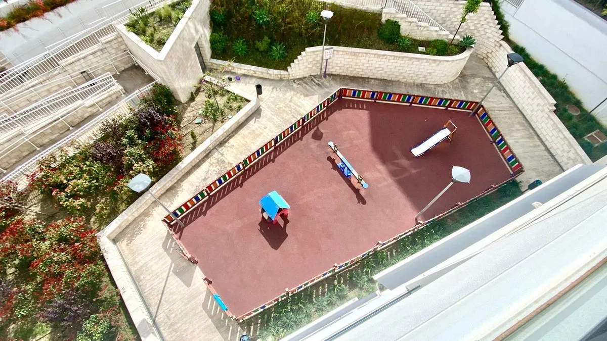 afceb26e-2437-4303-8217-c2292caf6485