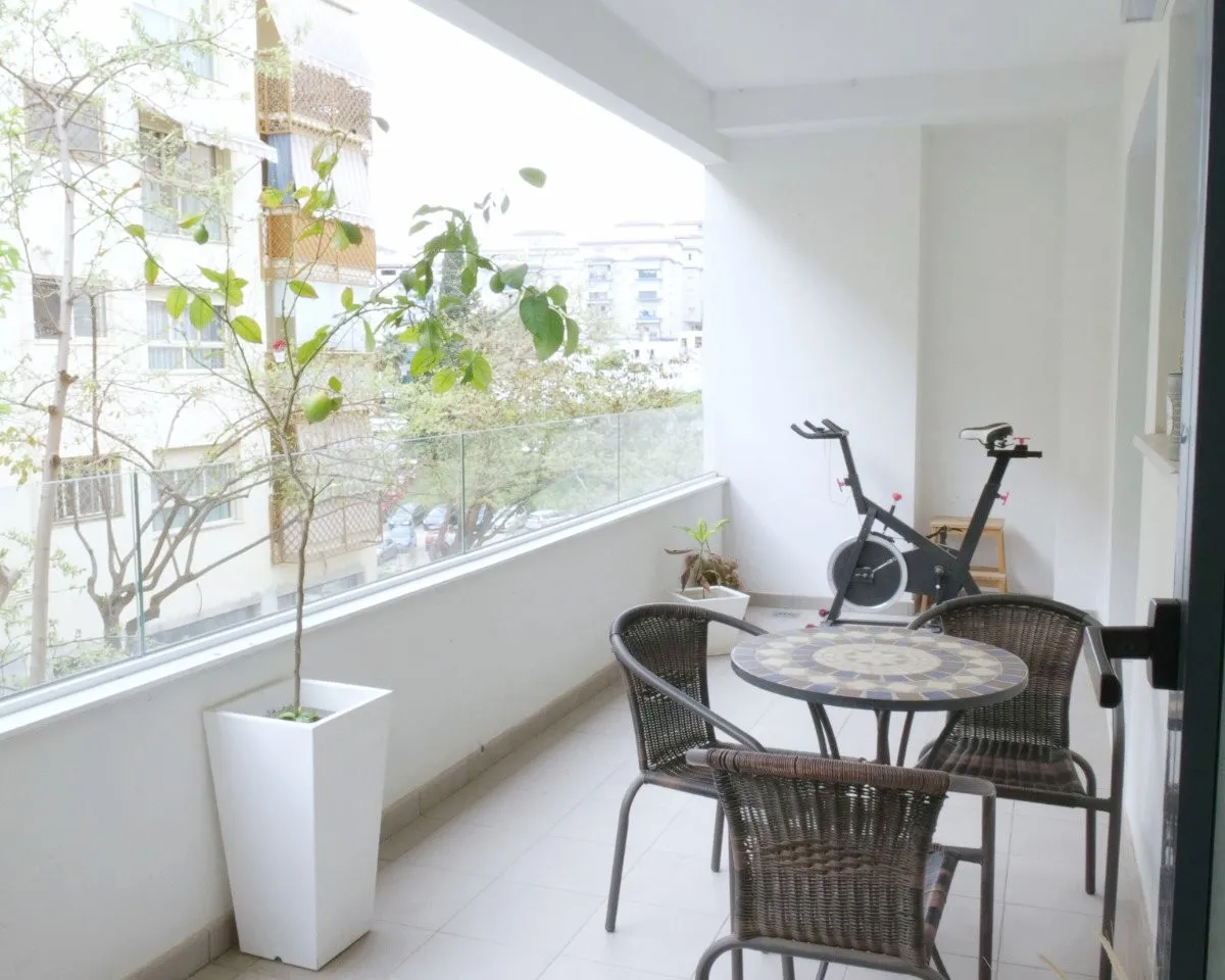 55156025-5cd1-424d-b853-cb18d598db7d