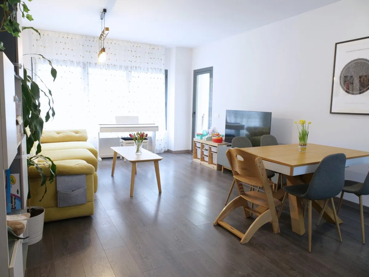 ca5771f9-9827-4cf4-8764-69eb6d832d5a