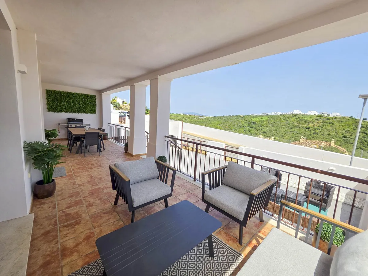 0e97529e-d205-4c61-8dc5-7d5962e8c417