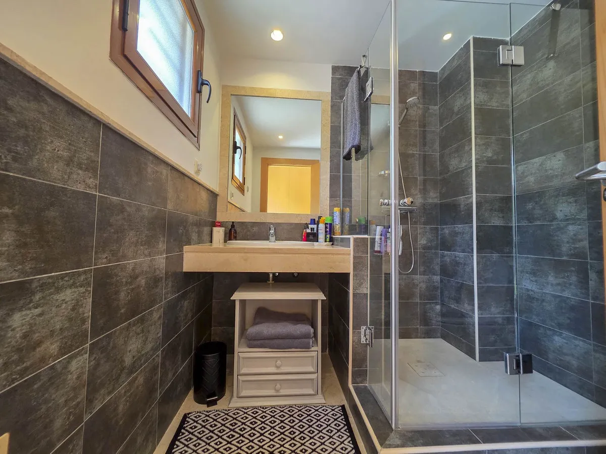 37af690e-437c-467f-b5cb-e23841bc8a35