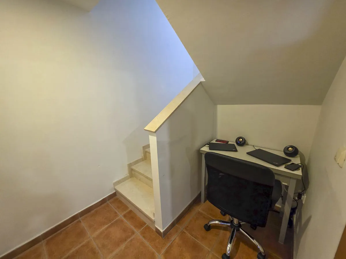 386a9977-791a-480c-8b8f-55211a827e77