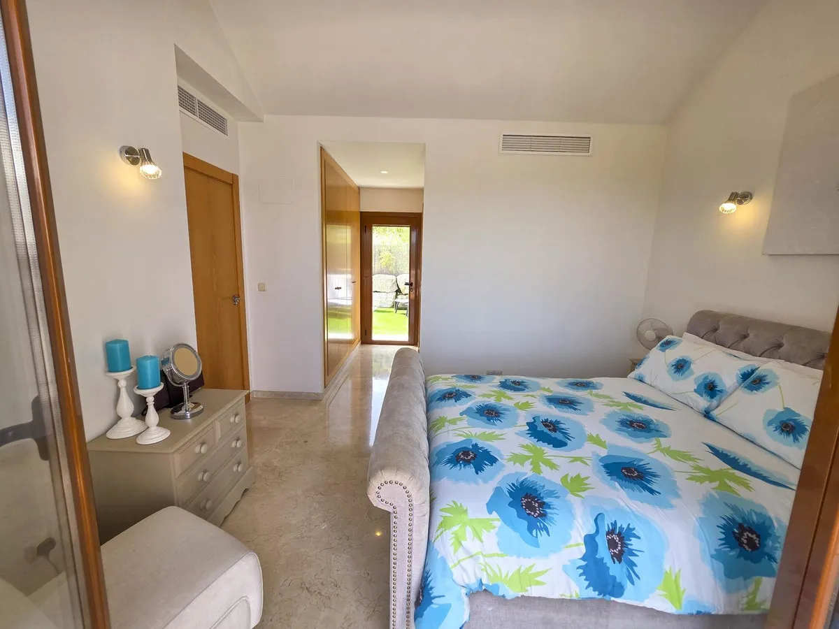 e97a1502-4811-4ddf-beb3-e860b7930580