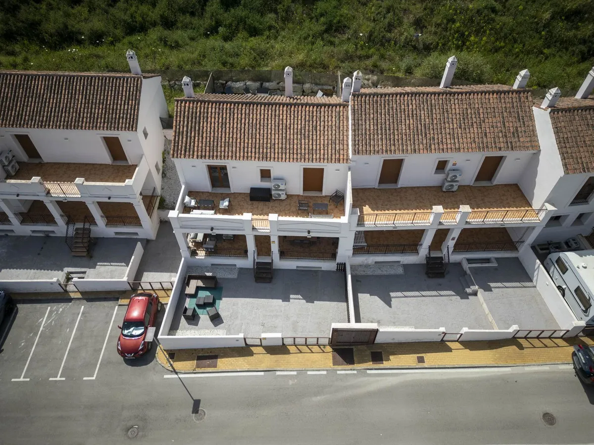 eccf6921-afa0-4c37-ad16-131410919775