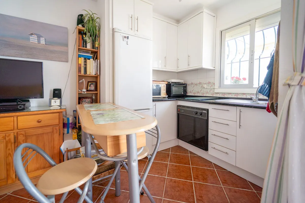 2eeb7070-ed9a-4b3d-accf-133b0d591412