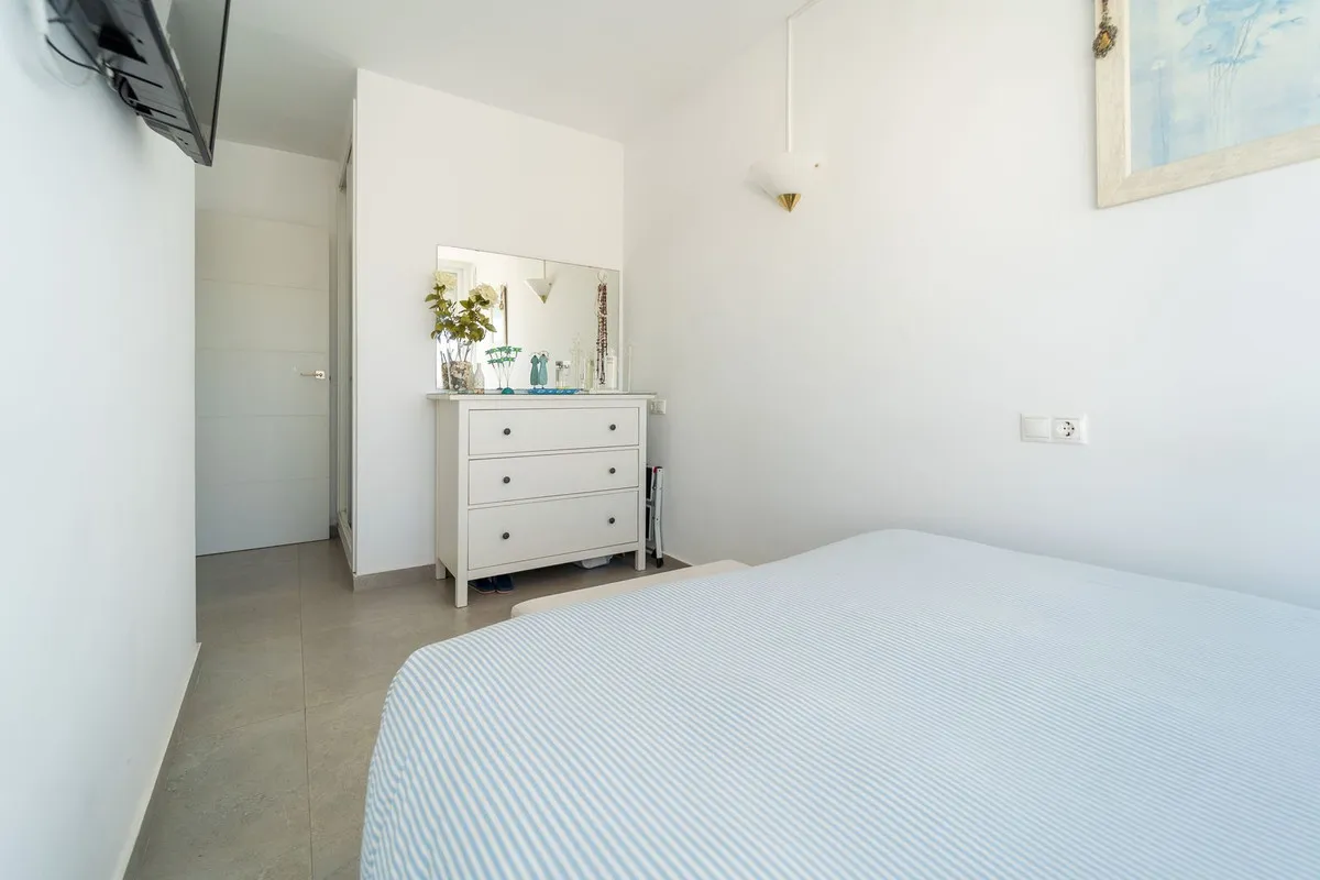 d45f478f-fbd8-4874-9309-008fab425698