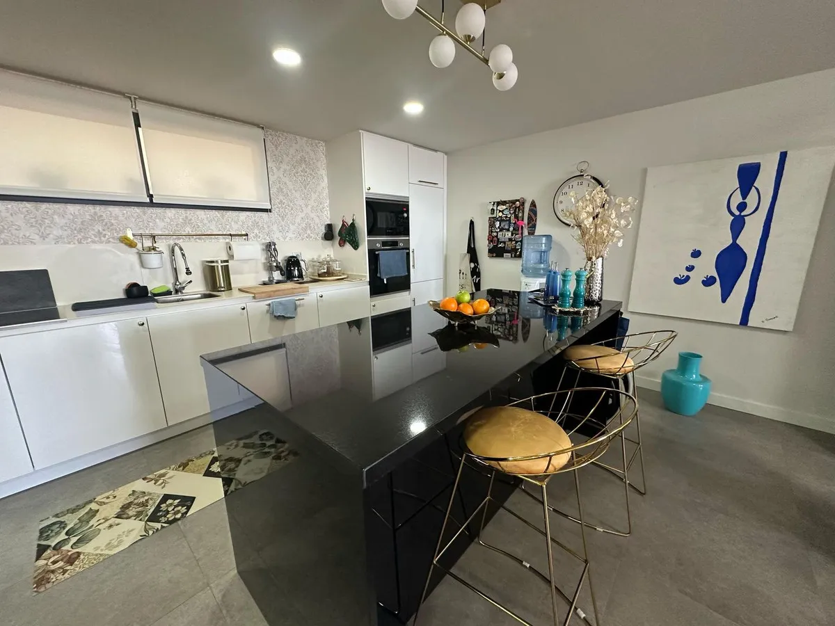 124bb558-6f4a-487b-ad3e-1f7e655ab4bc