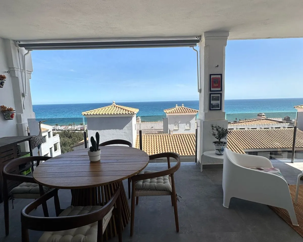 1f441f19-101b-40ed-bb2c-734f3d57d5f2