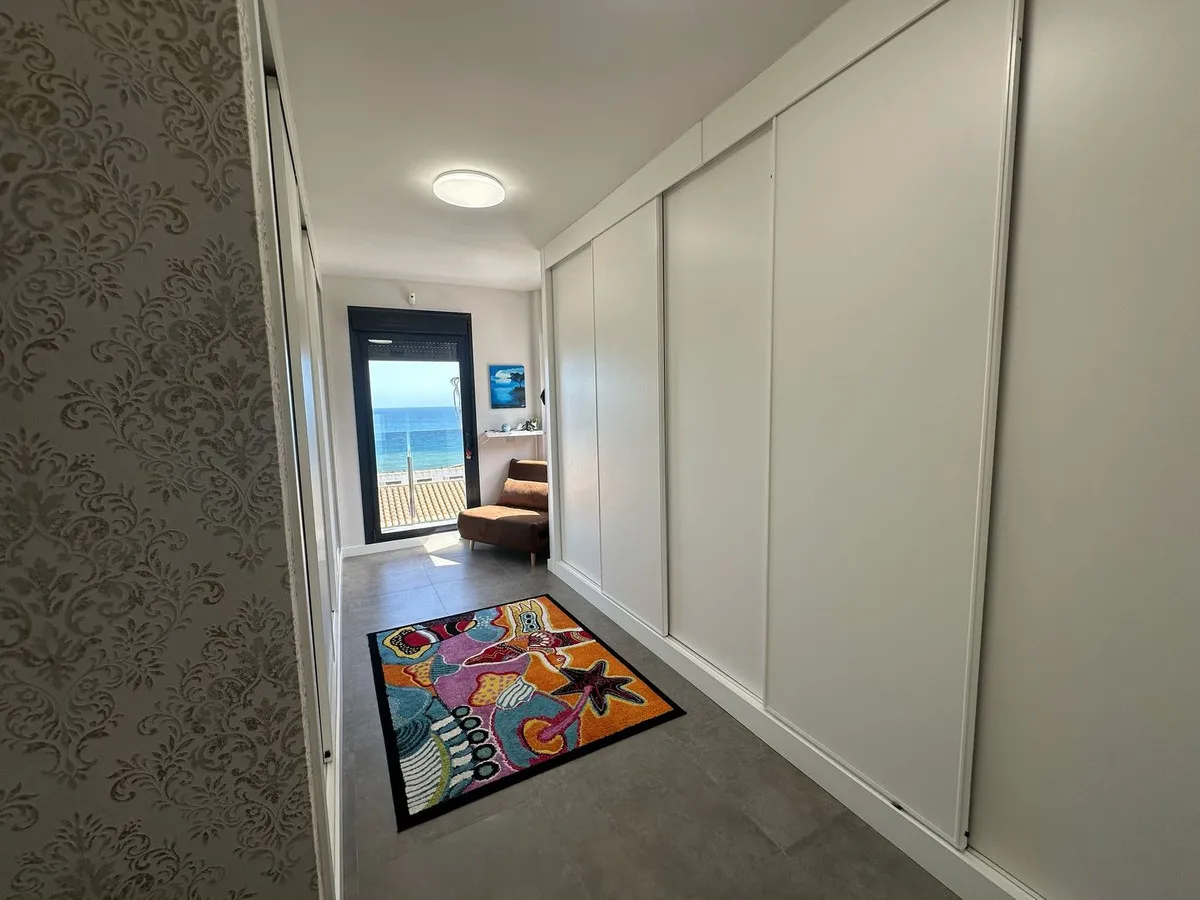 8baa3163-5c40-4ff6-be44-d9dbb1a1e832