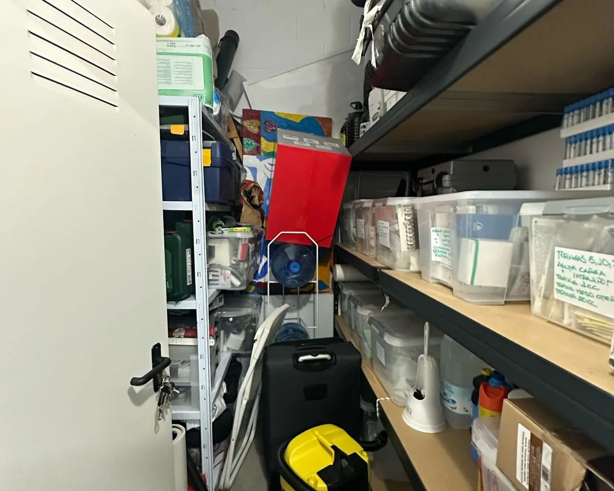 da027a16-b41f-4607-a9a8-cf206549fa08