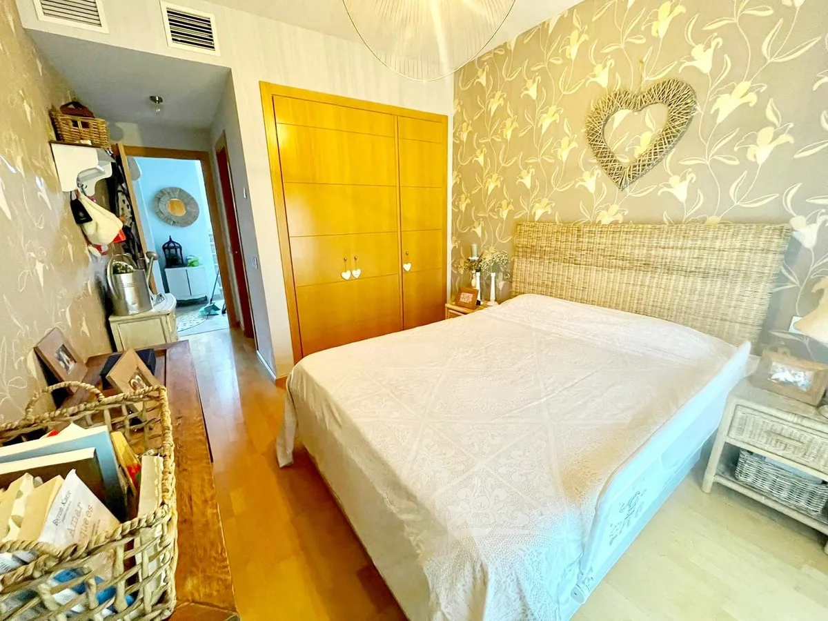 81809a25-a558-4df8-bfba-0b66a2d840e8