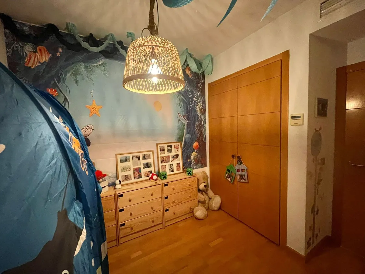 c4b6bf84-efb7-4b37-8e23-d613cc99b7b5