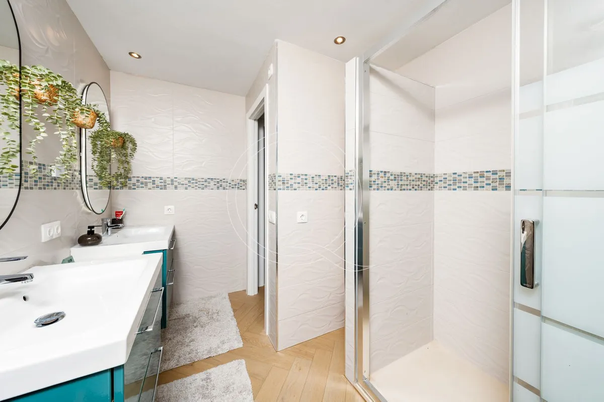 0d77c21b-a2e3-4c72-af3d-a2da05d8919c