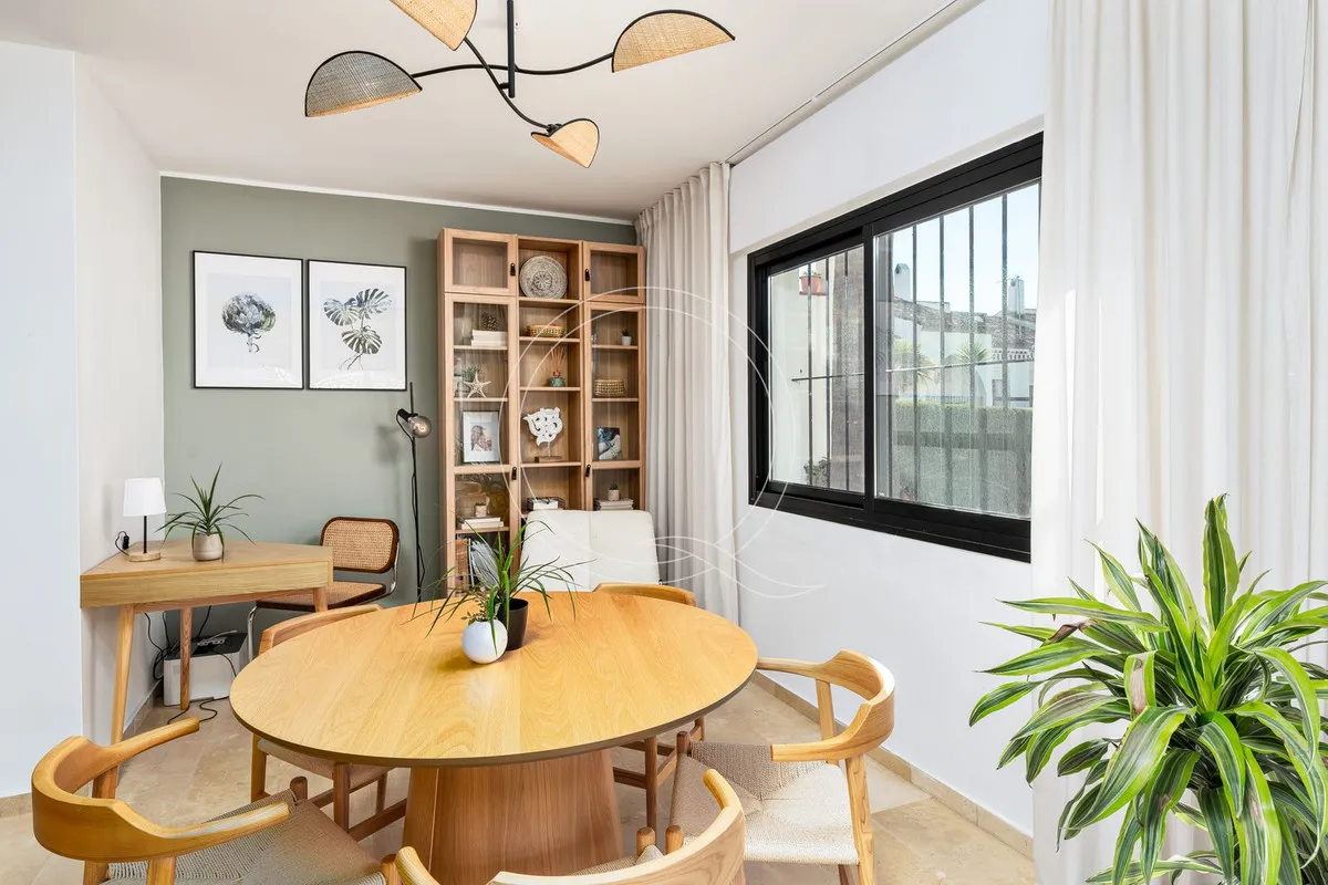 2fa910f6-dc49-469d-9eac-f7e8b426af1d