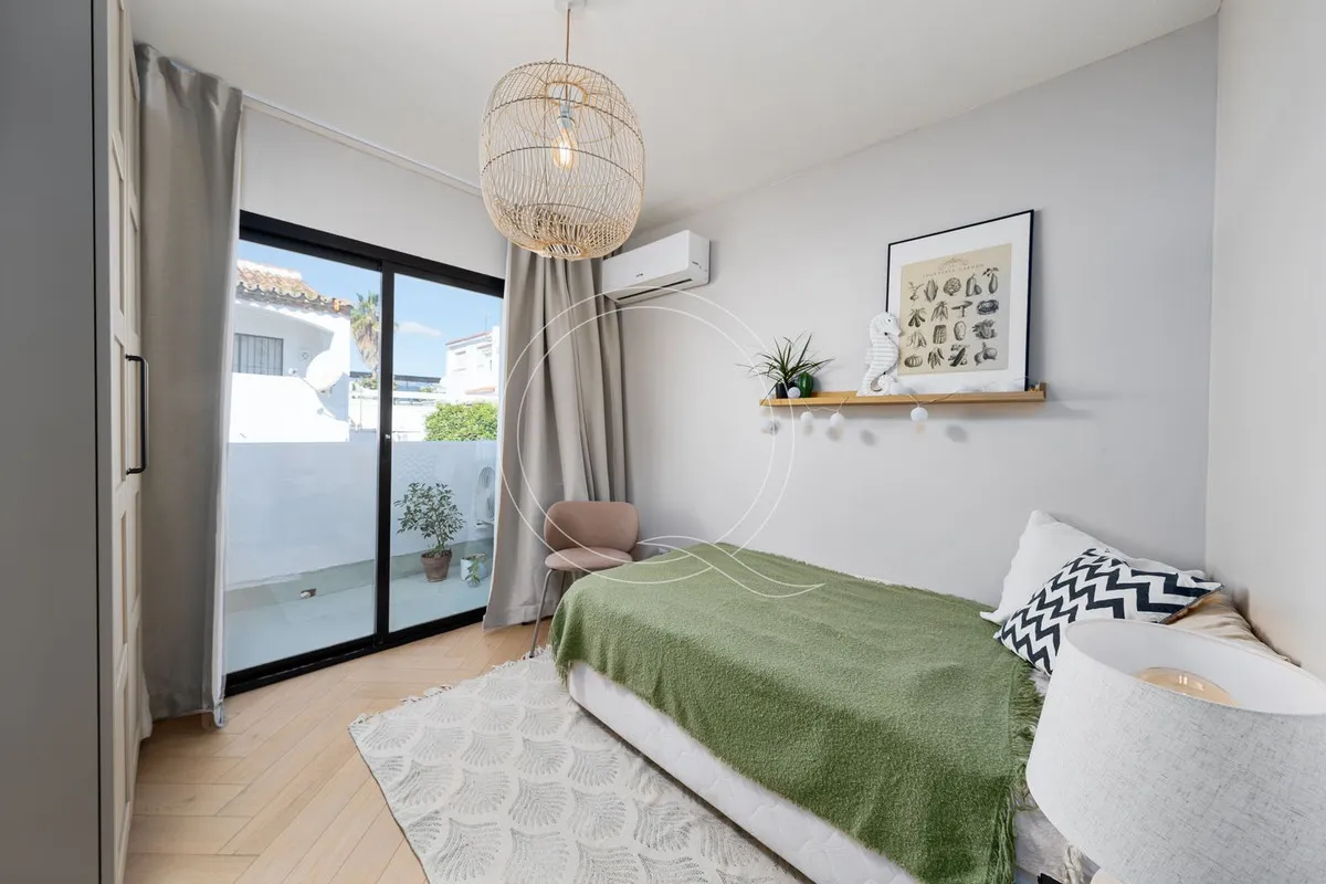 e7e27c41-d172-4d8a-af97-47006ecdeddd