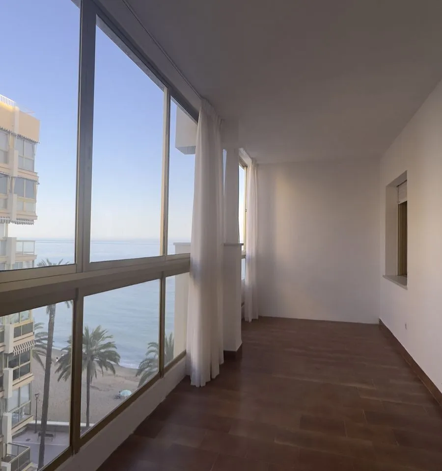 f0ae37a8-43d2-4925-9dbb-d7141c1c294b