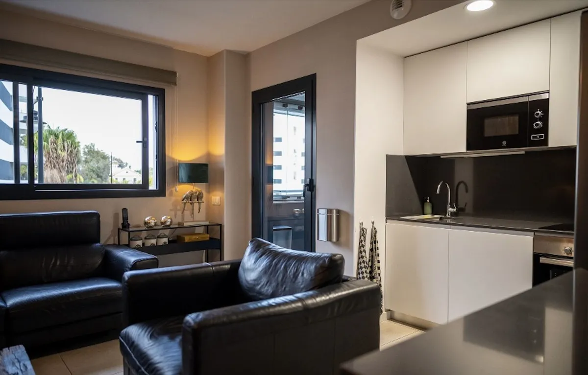 01d05b00-eeb6-41d5-9ca2-afd858fd08dd