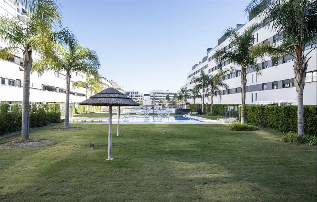 0c74fbbb-63e3-4d59-a5bb-0f882c6017d9