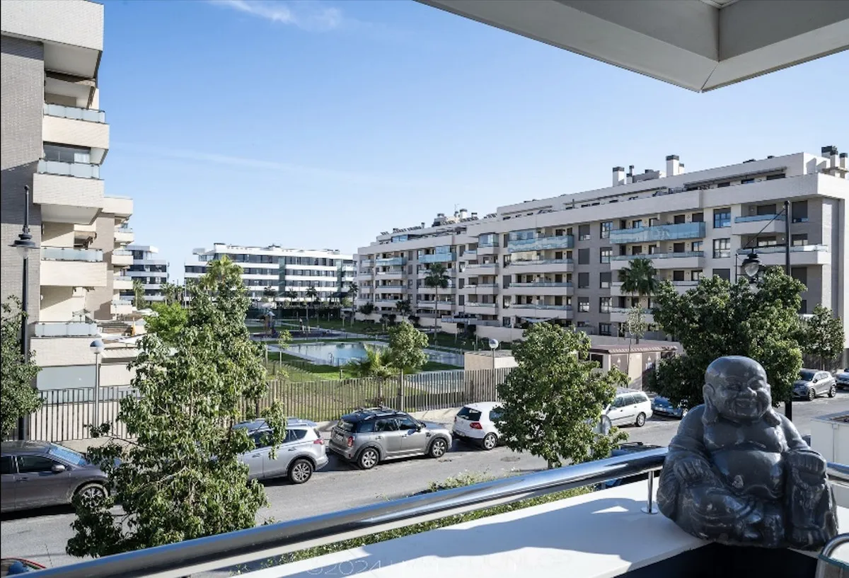 2996831a-7c5f-4843-b014-2b80cbadf9d1