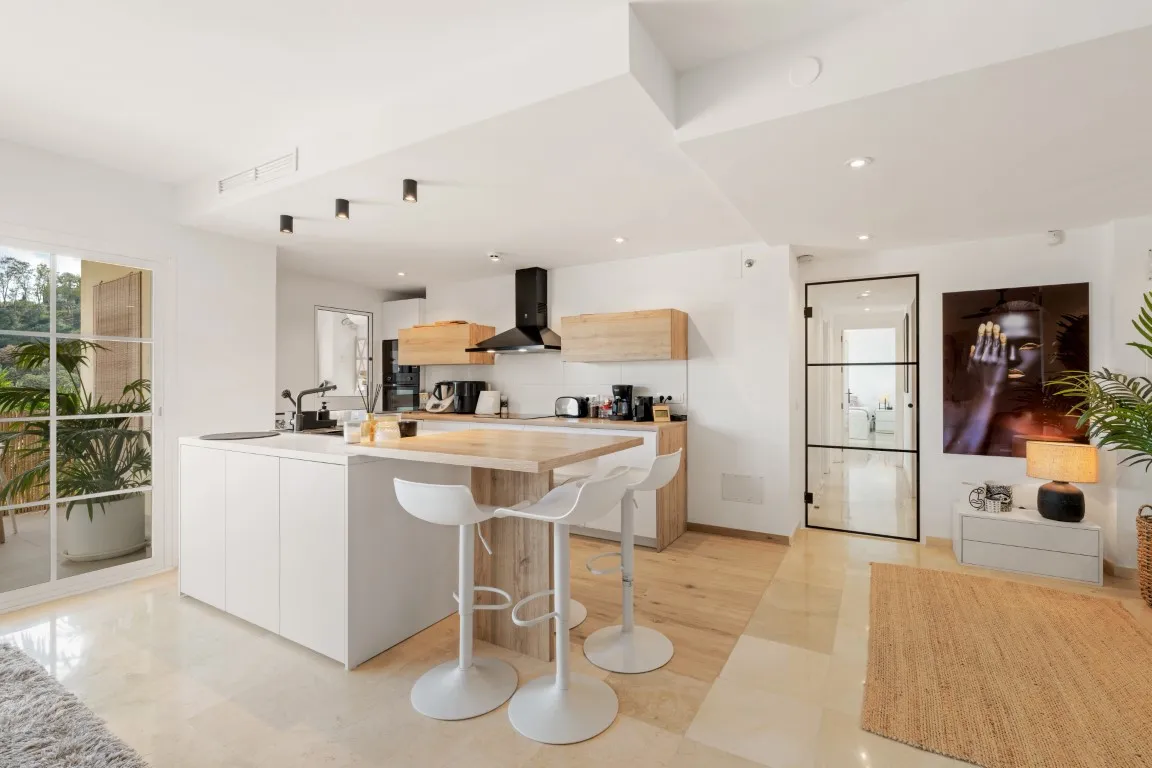 971f213b-77e2-4b3f-9c0d-0b8027fe47d7