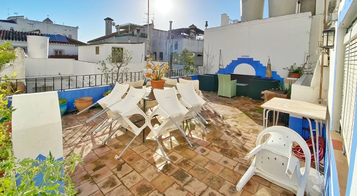 c2cfda6c-f799-45d0-994c-6bfd5191598b