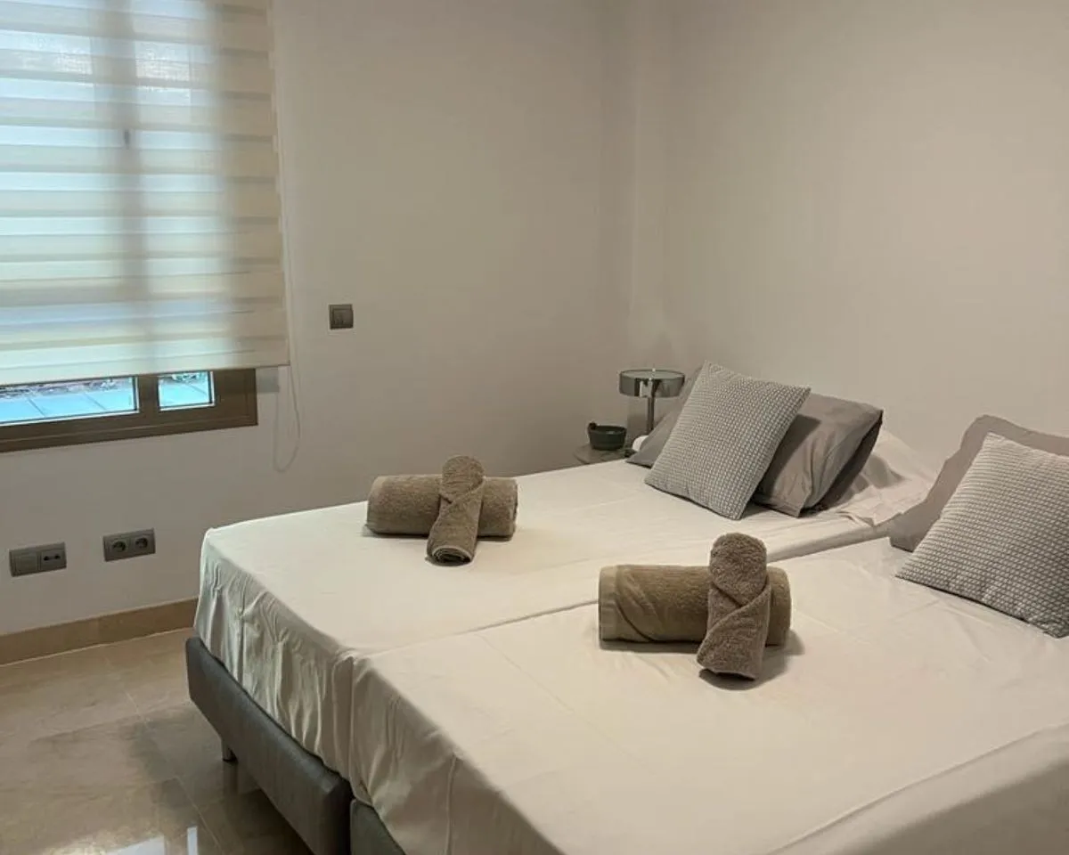 350b49ab-046c-4cbb-845c-6c0a0c31904a