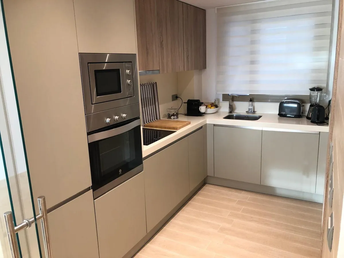 940077cb-cf87-41c5-8e87-fa913cee5898