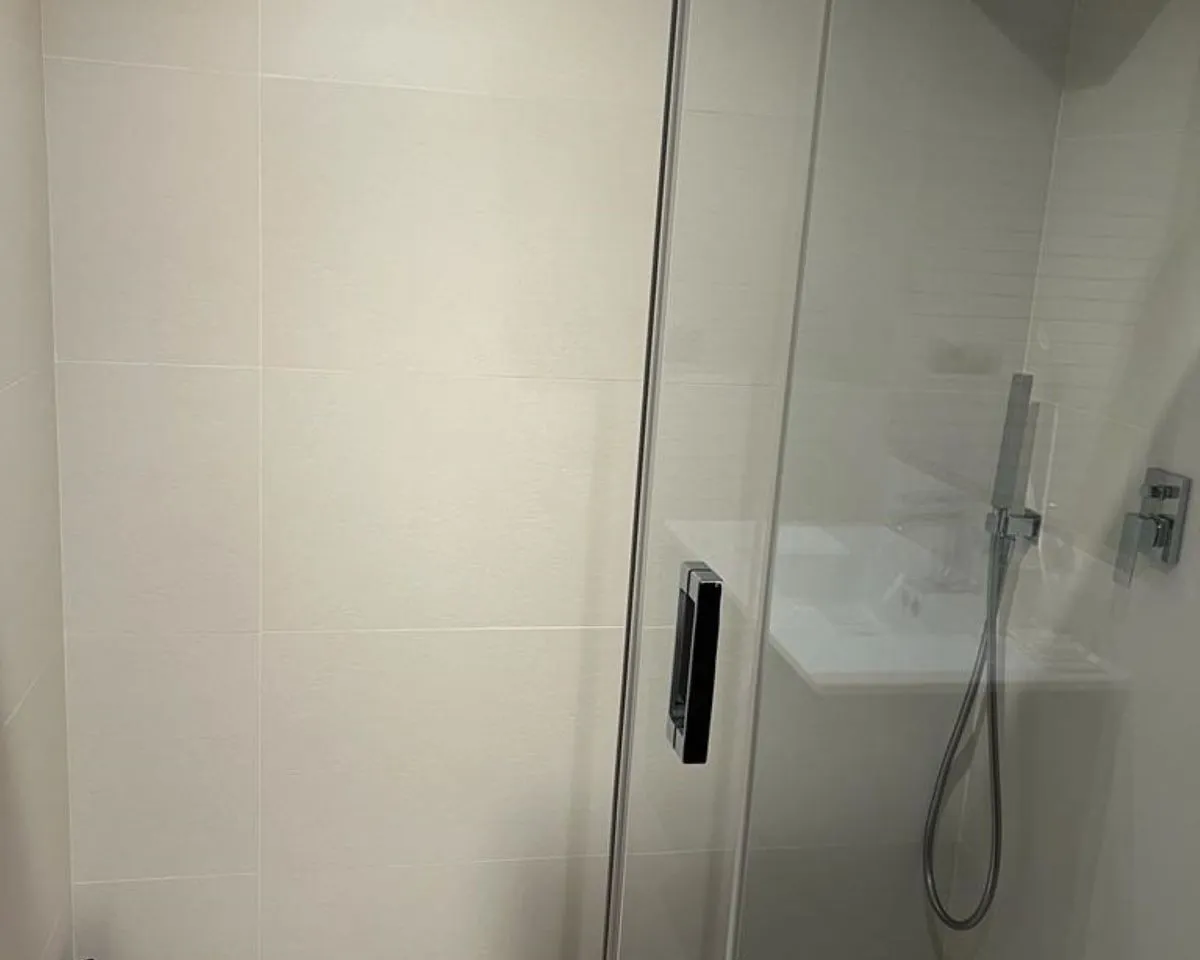 dc9136bf-e2f8-4941-9902-f5de04bff04e