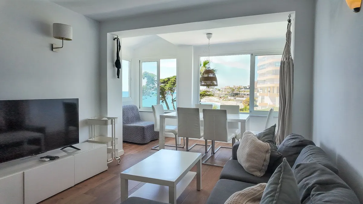 033d652e-ed0b-4645-abab-4130080841b9