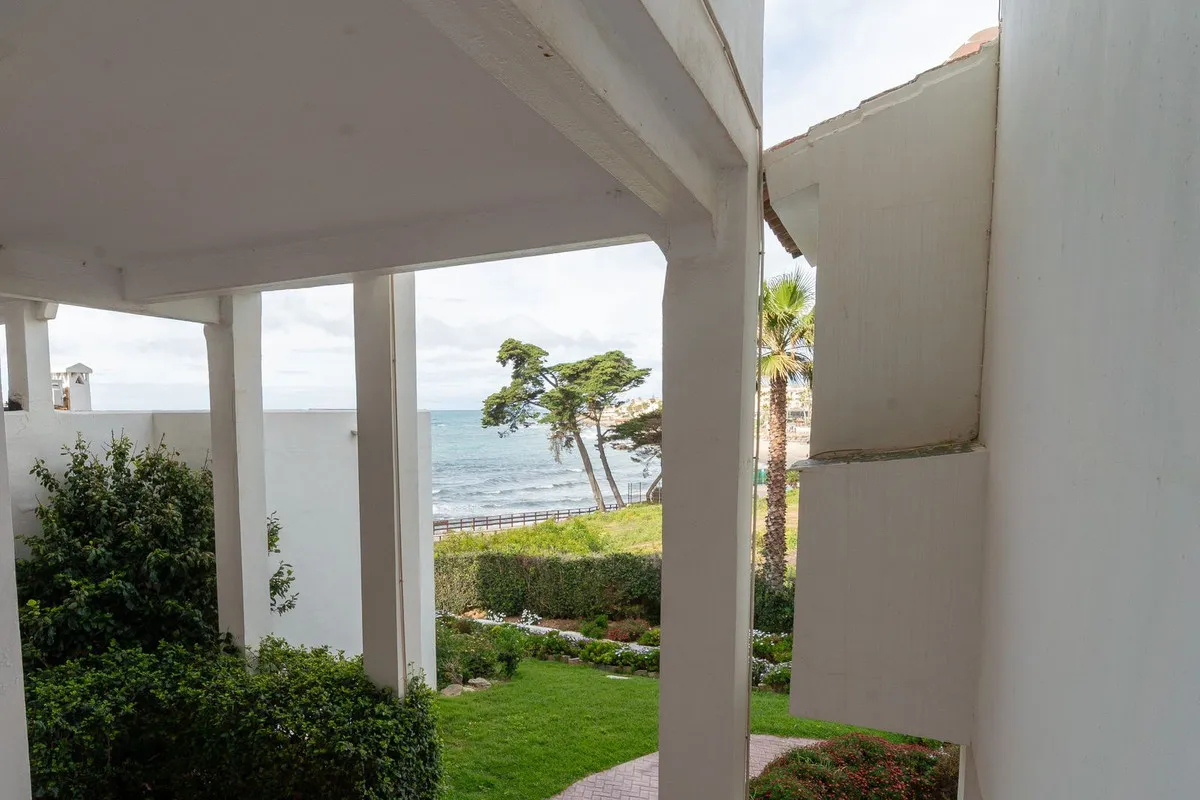 0b95ebcf-2854-4b3d-8488-93bcc9e3ca93